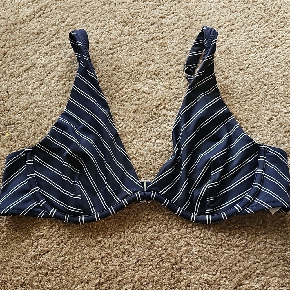 Athleta Bikini Top 38B/C